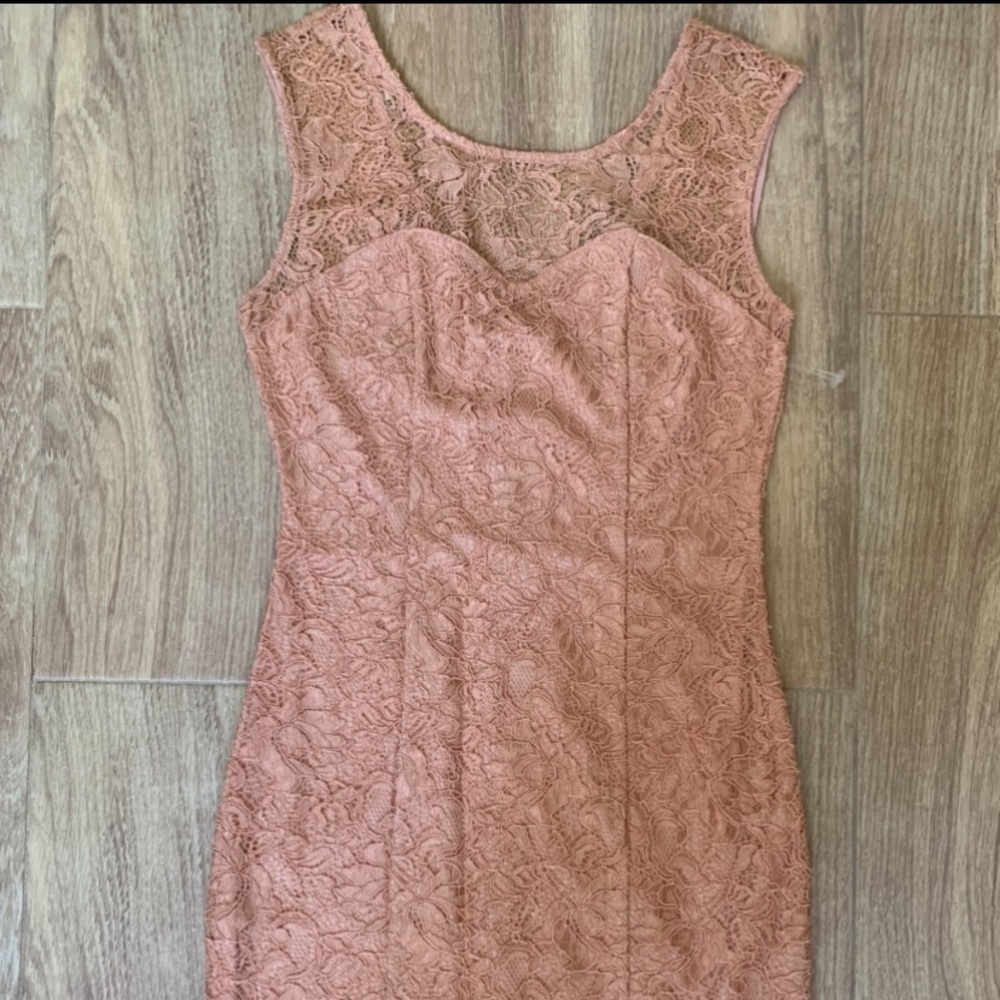 Vintage Y2K NWOT Peach lace fitted dress